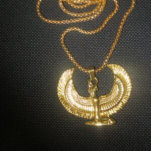 Egyptian Style Pendant Amulet Gold Tone Alloy (K436)